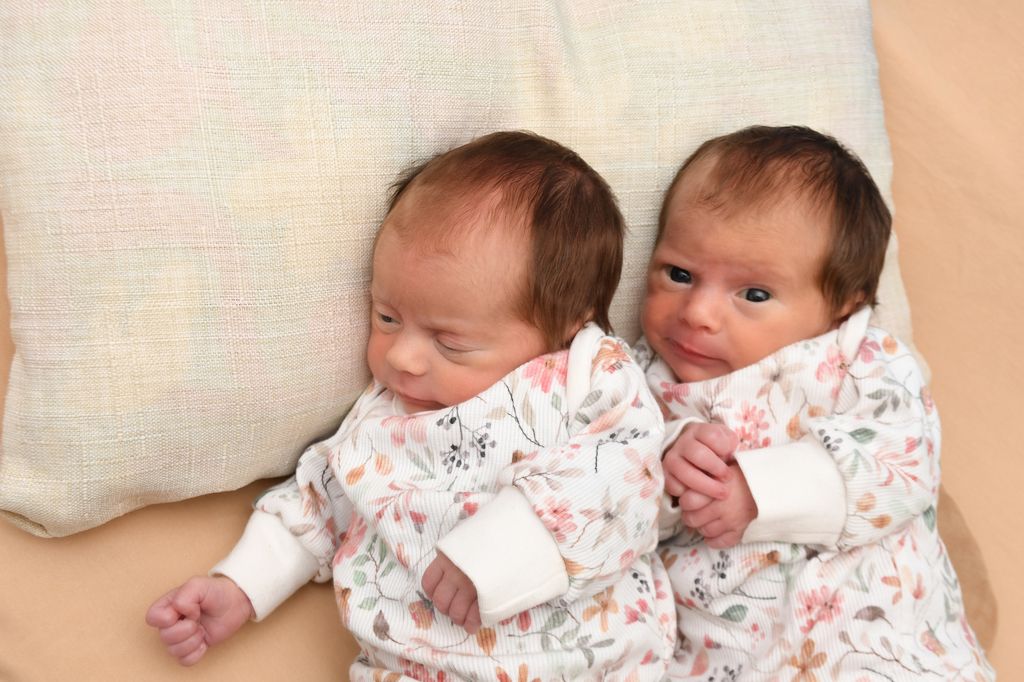 Enna Harmine & Juna Adele