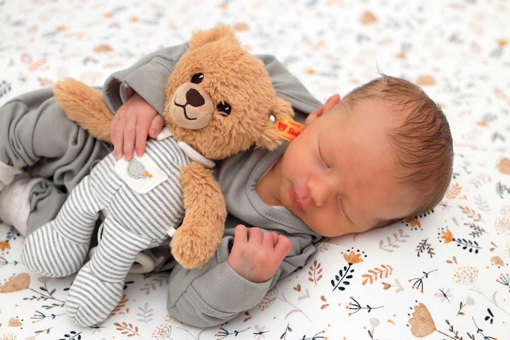 Theo