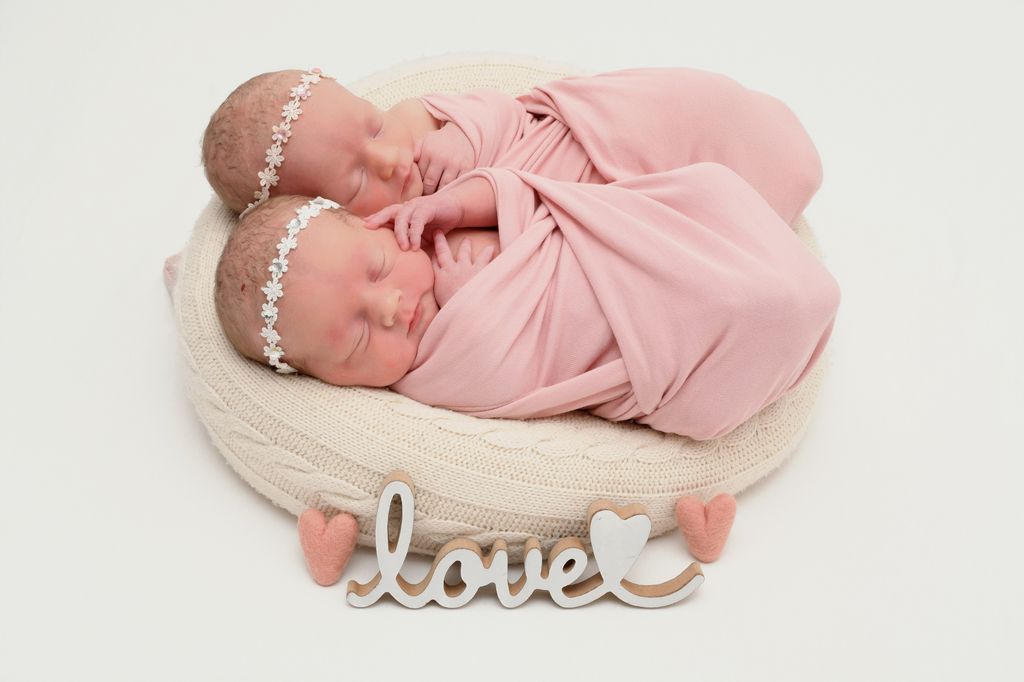 Malia & Malou