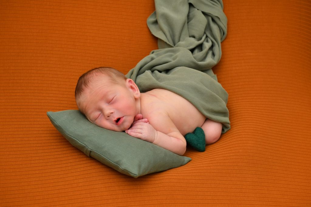 Aron