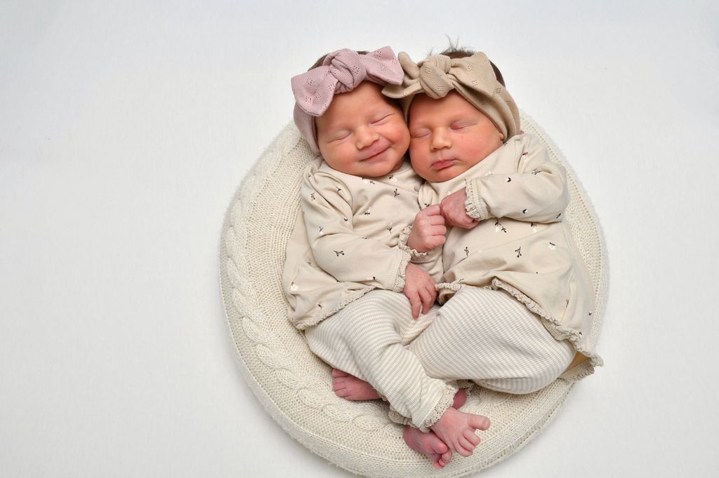 Ella & Lina